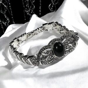 Vintage Design Black Mystery Bracelet True Deadstock Retro